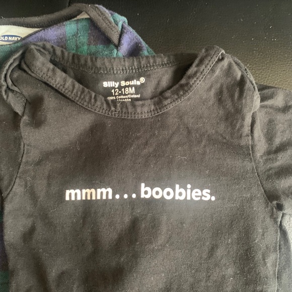 ⛄️CLEARANCE⛄️ Onsie bundle - Picture 2 of 3